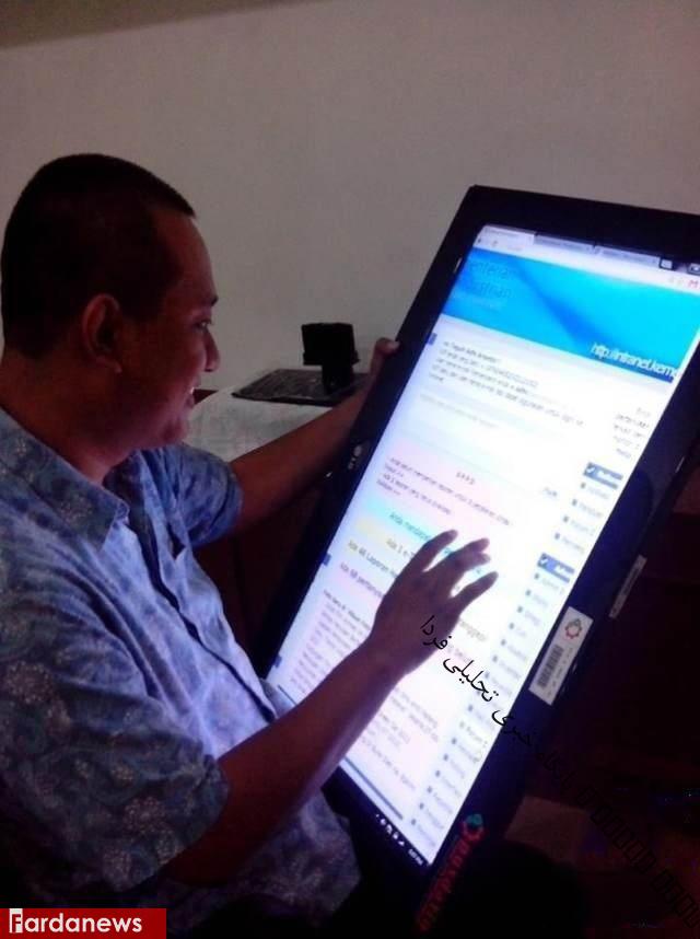 عکس/ بزرگترین تلفن همراه دنیا