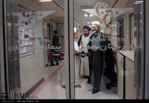 عیادت مقامات دولتی از رئیس انرژی اتمی