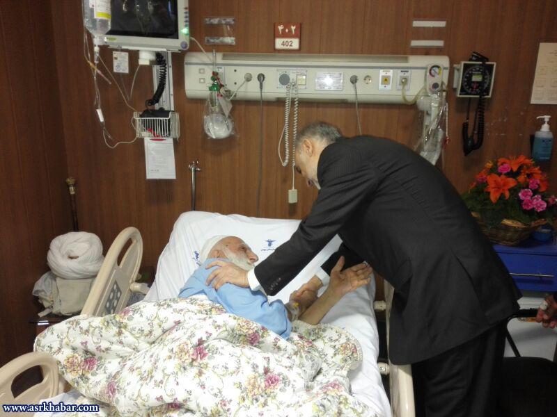 علی اکبر صالحی از بیمارستان مرخص شد +تصاویر