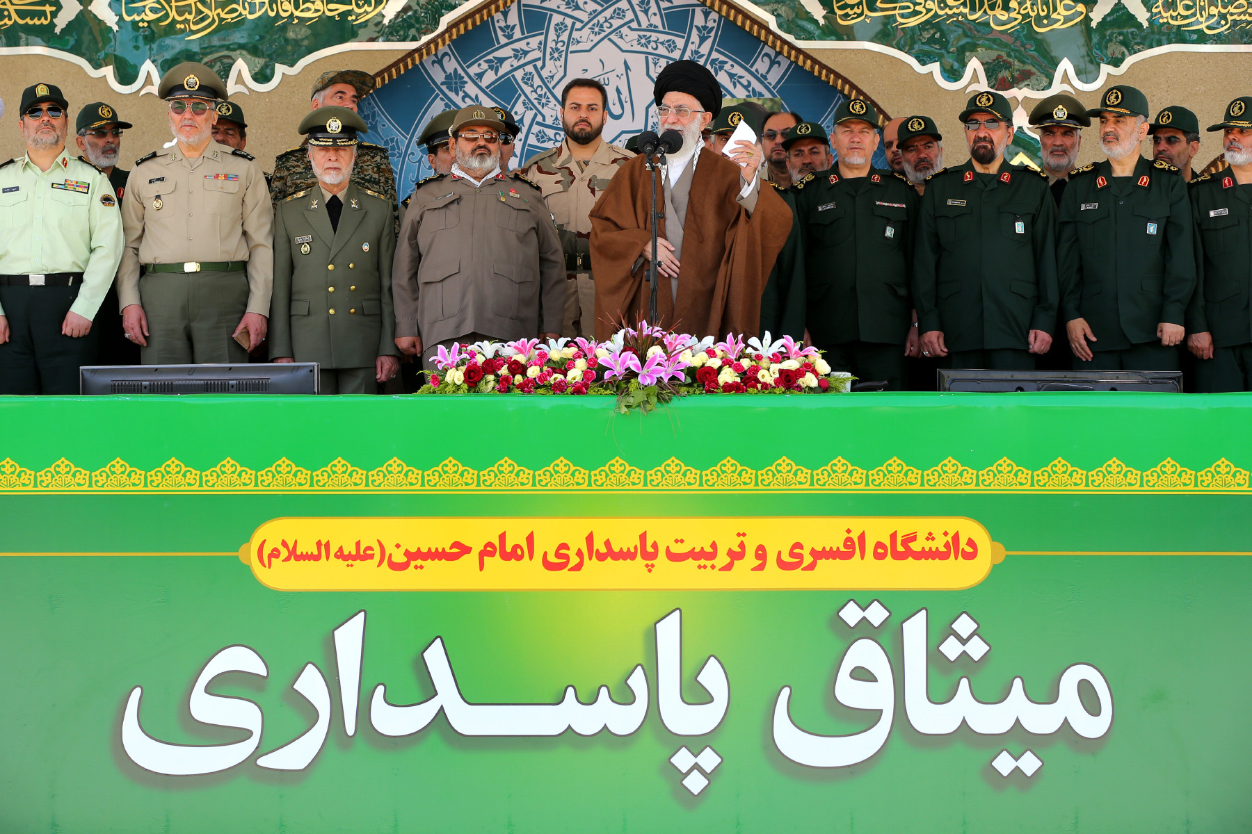 محسن رضایی دوباره لباس پاسدارای بر تن کرد + عکس