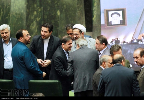 استیضاح وزیر راه و شهرسازی/تصاویر
