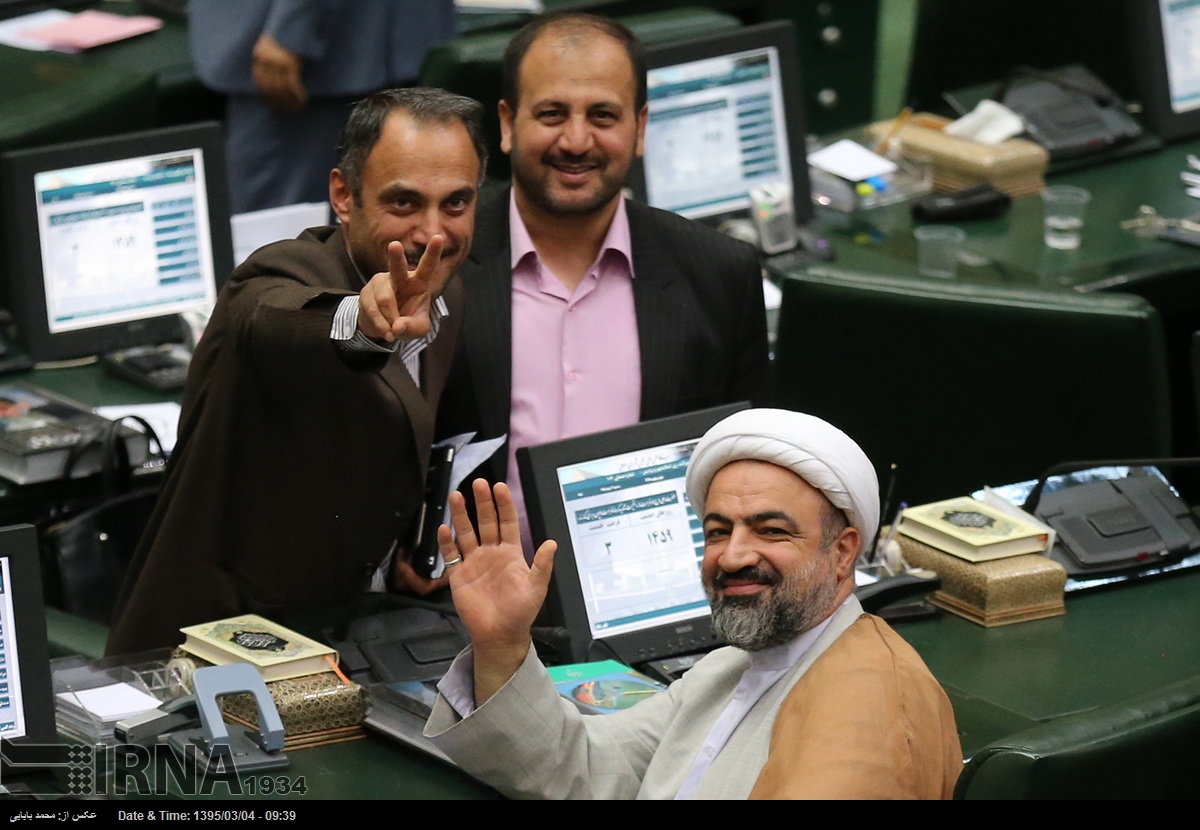 تصاویری از آخرین روز مجلس نهم شورای اسلامی