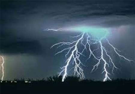 84 نفر براثر صاعقه در هند جان باختند 84 نفر براثر صاعقه در هند جان باختند