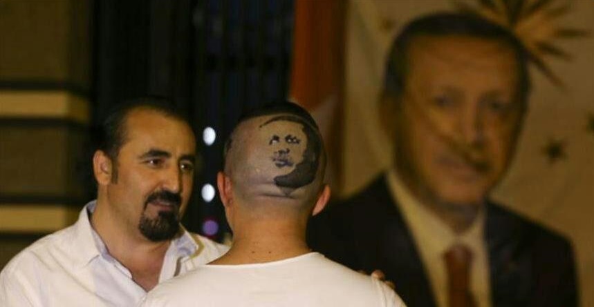عکس/ تزئین موی سر با عکس اردوغان