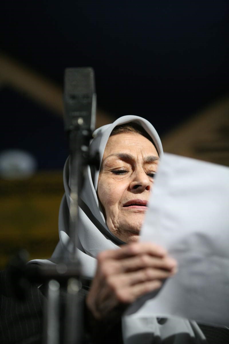 ژاله علو 90 ساله همچنان ستاره است + عکس