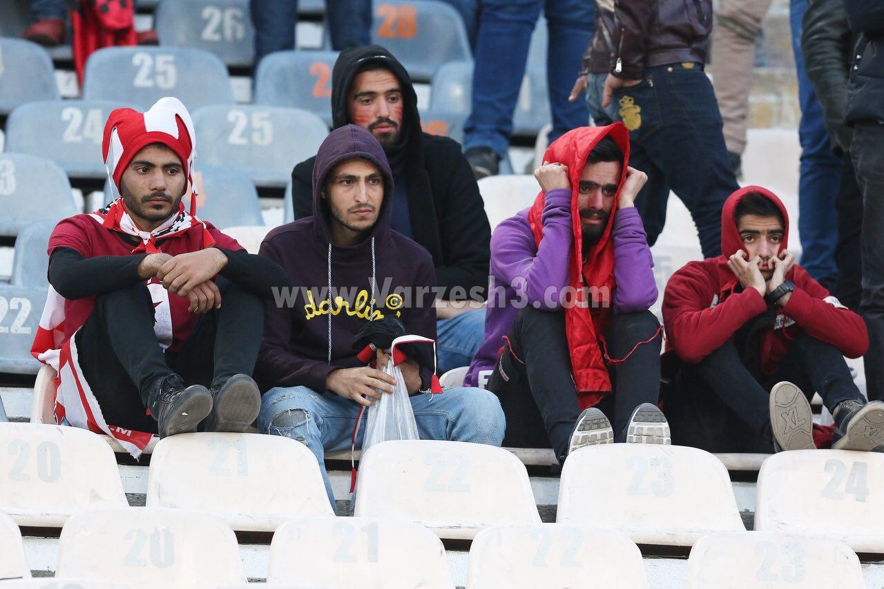 اشک هواداران سرخ درآمد+عکس