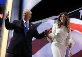 نصب مجسمه همسر ترامپ در اروپا! نصب مجسمه همسر ترامپ در اروپا!