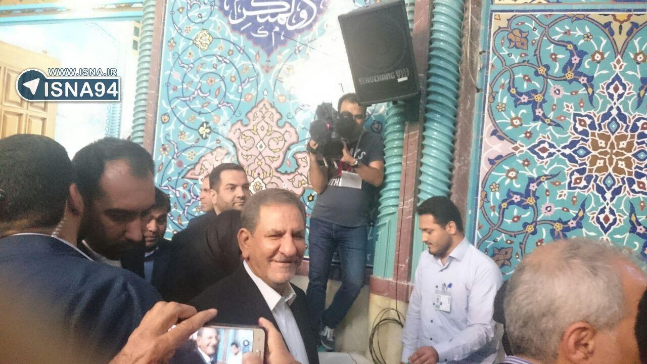 تصاویر/اسحاق جهانگیری در حسینیه ارشاد