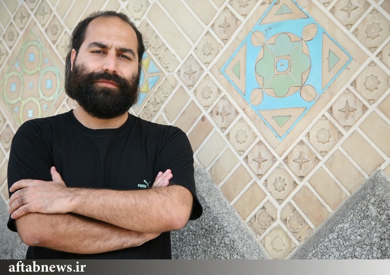 نوشتن در مرز دو دنیا