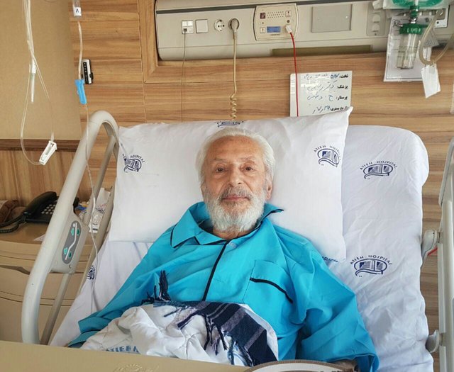 اظهارات جمشید مشایخی پیش از عمل جراحی +عکس