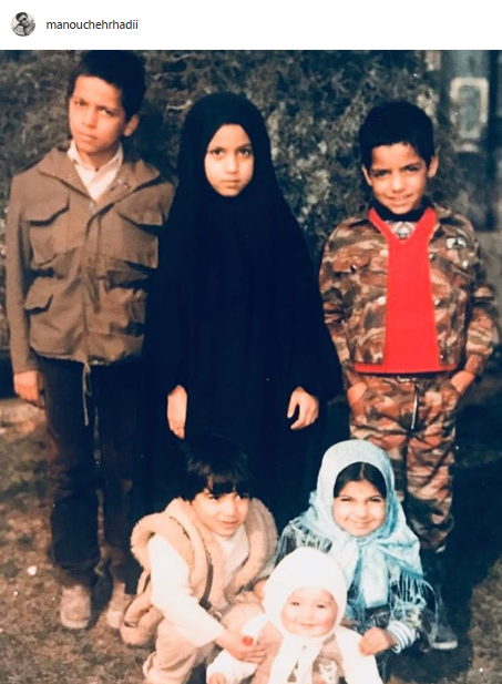 عکسی از «منوچهر هادی» وقتی دلار مجانی بود!