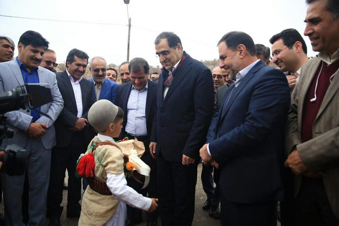 سفر وزیر بهداشت به یاسوج/ عکس