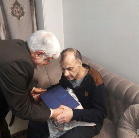 دیدار جمعی از اعضای فراکسیون امید با جانباز+عکس
