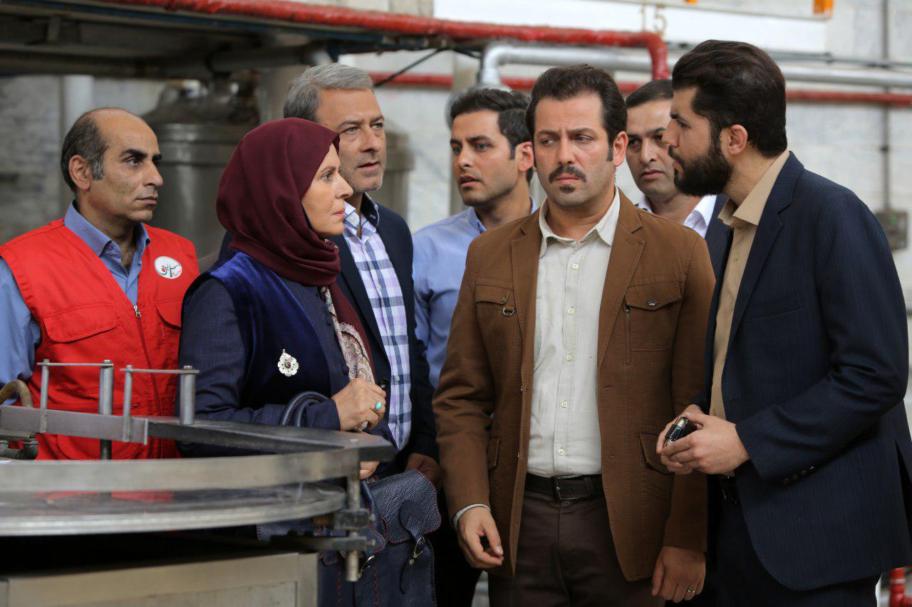 ناگفته های بازیگر خوش صدای تلویزیون+عکس