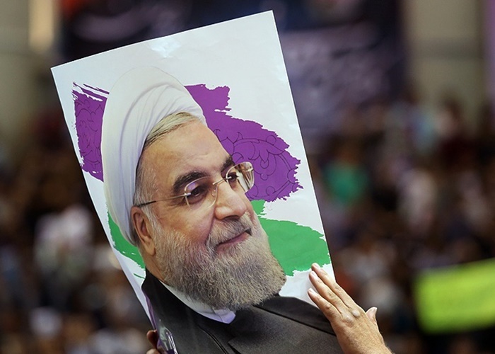 آیا روحانی رنگ عوض کرده؟
