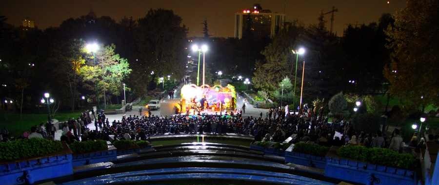 پاتوق خارجی ها در تهران کجاهاست؟ + تصاویر