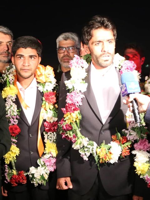 آزادی و بازگشت 5 تن از مرزبانان+تصاویر