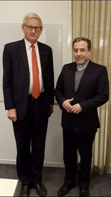ادامه رایزنی های عراقچی در سوئد+عکس