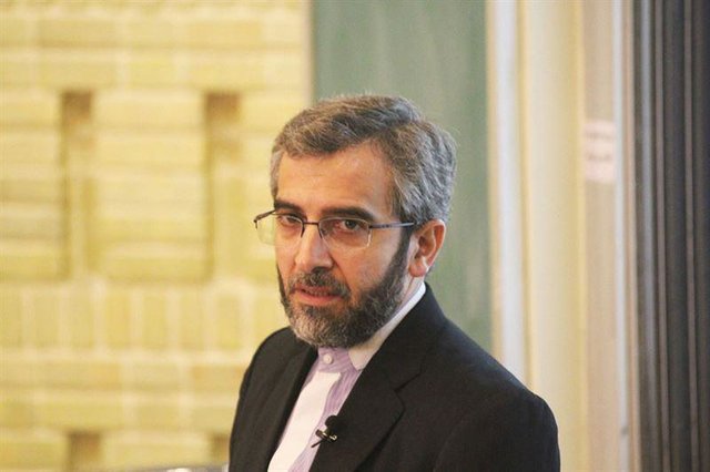باقری کنی کار خود را در ستاد حقوق بشر آغاز کرد