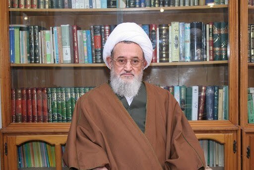 آیت الله نورالله طبرسی دار فانی را وداع گفت آیت الله نورالله طبرسی دار فانی را وداع گفت