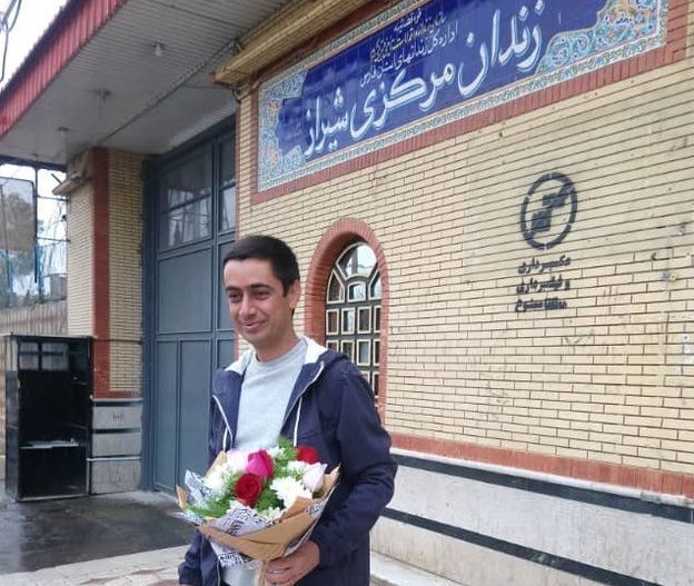 مهدی حاجتی آزاد شد+عکس