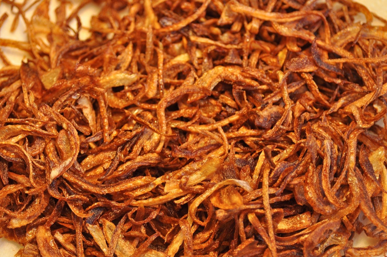 چطور پیاز داغ مجلسی درست کنیم؟