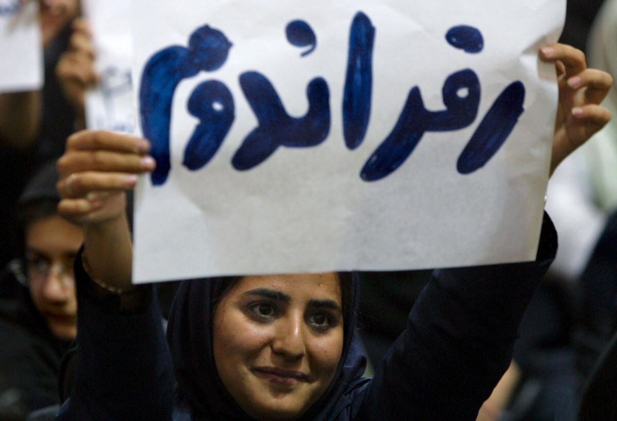 مشکل مخالفان 