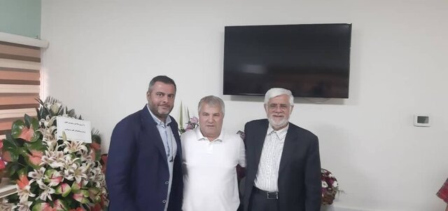 عیادت محمدرضا عارف از علی پروین+عکی عیادت محمدرضا عارف از علی پروین+عکی