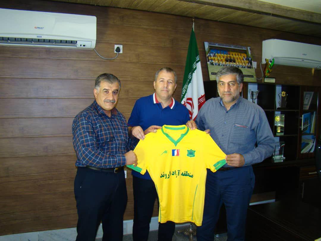 اسکوچیچ سرمربی صنعت نفت شد + عکس