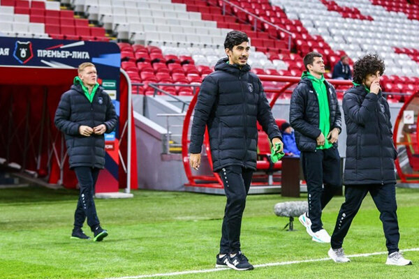 مبلغ انتقال رضا شکاری به پرسپولیس چقدر است؟ مبلغ انتقال رضا شکاری به پرسپولیس چقدر است؟