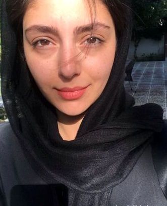 چهره ساده هستی مهدوی