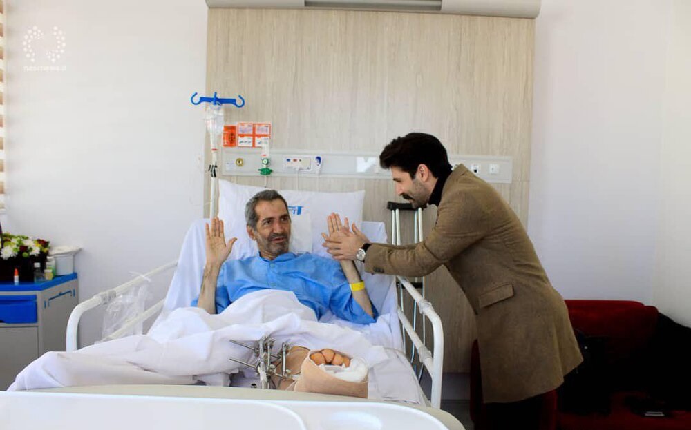 حمید هیراد به عیادت فرزند شهریار رفت/ عکس