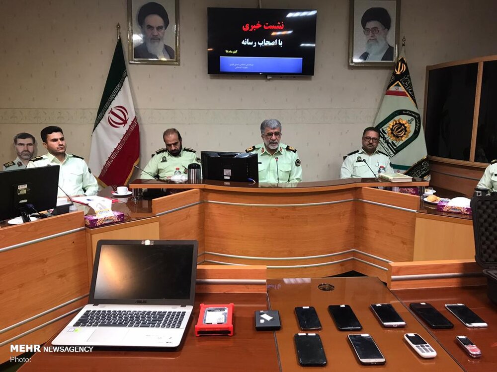 کشف بزرگترین شبکه فیشینگ کشور در استان فارس