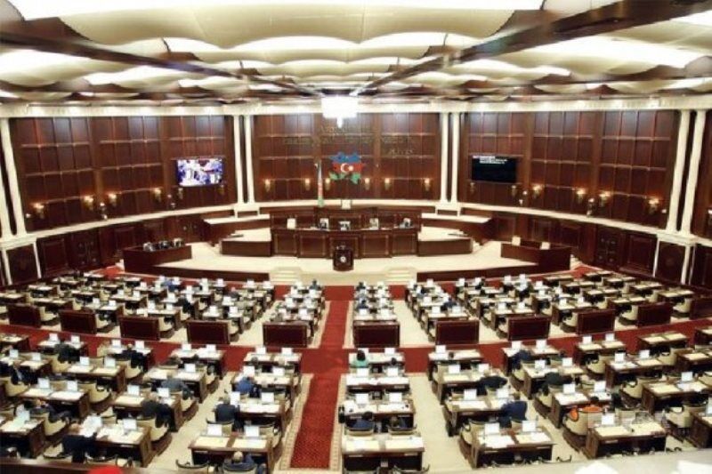 مجلس ملی جمهوری آذربایجان منحل شد مجلس ملی جمهوری آذربایجان منحل شد