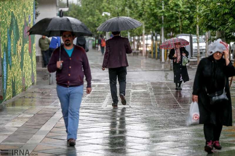 باران احتمالی فردای مشهد اسیدی است