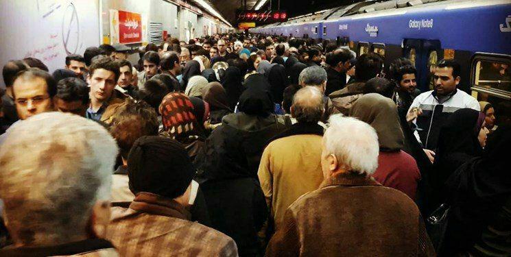ماجرای ازدحام جمعیت در مترو تهران چه بود؟