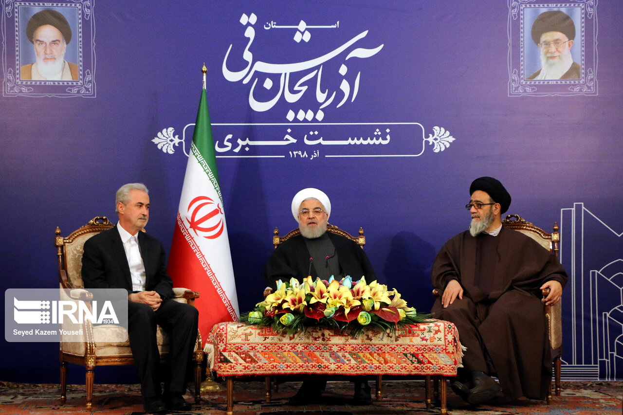 روحانی: حجتی به دلیل فشارهای سیاسی استعفا داد روحانی: حجتی به دلیل فشارهای سیاسی استعفا داد