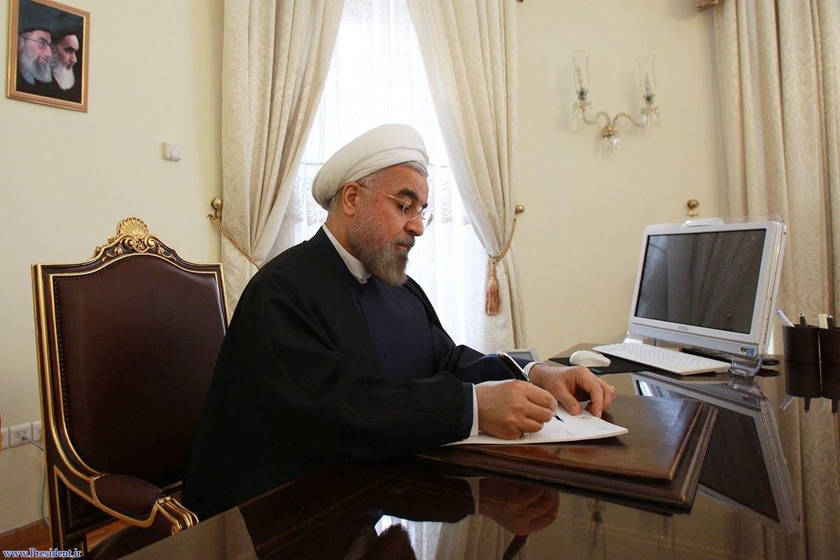 همتی رئیس جمعیت هلال احمر شد همتی رئیس جمعیت هلال احمر شد