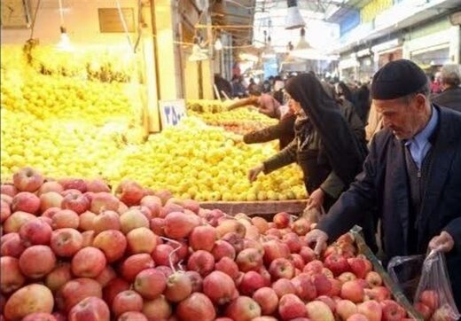 زنجبیل، آناناس و موز گران شدند زنجبیل، آناناس و موز گران شدند