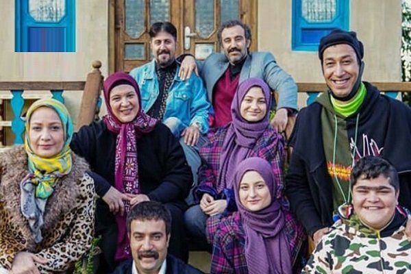 پاسخی به انتقادهای مهاجری از سریال «پایتخت» پاسخی به انتقادهای مهاجری از سریال «پایتخت»