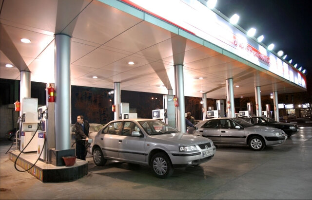 تکذیب اخبار کمبود بنزین در شهرهای خوزستان تکذیب اخبار کمبود بنزین در شهرهای خوزستان