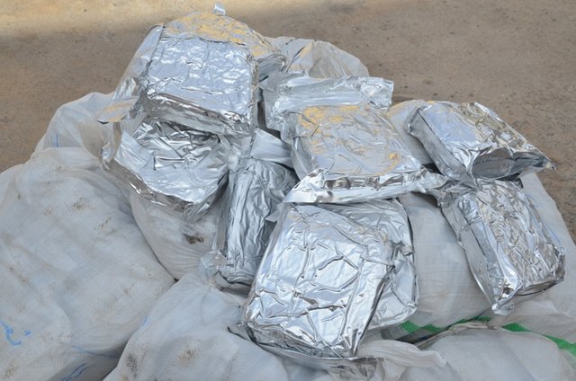 کشف یک تن موادمخدر در پایتخت تا نیمه تعطیلات نوروزی کشف یک تن موادمخدر در پایتخت تا نیمه تعطیلات نوروزی