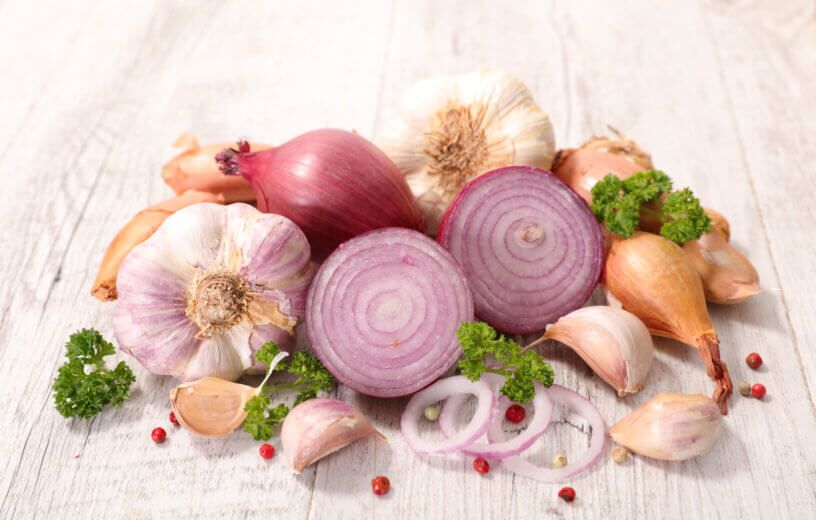خواص و فواید سیر و پیاز برای سلامتی