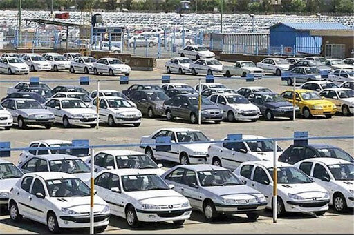 کاهش شدید تقاضا برای خودرو در بازار کاهش شدید تقاضا برای خودرو در بازار