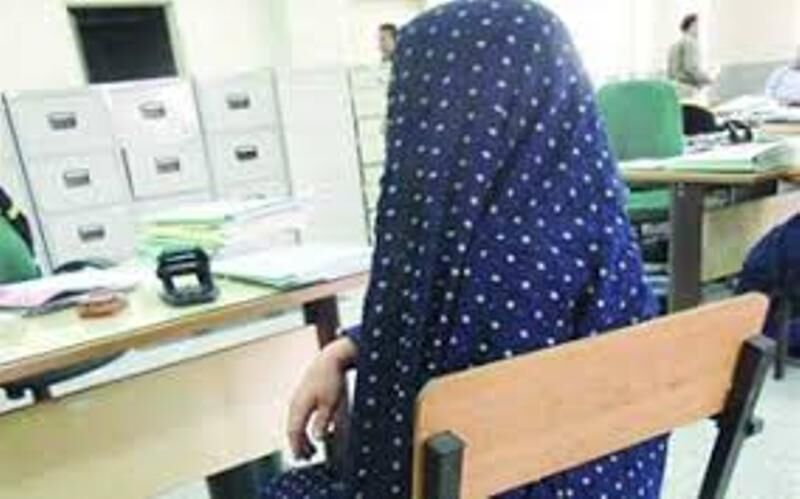 دخترهای باجگیر در یزد بازداشت شدند دخترهای باجگیر در یزد بازداشت شدند
