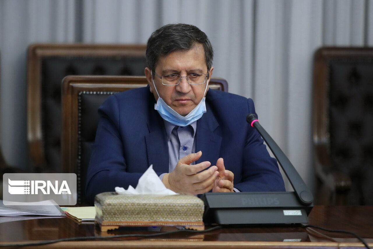 اظهارات همتی درباره سود بانکی و کسری بودجه اظهارات همتی درباره سود بانکی و کسری بودجه