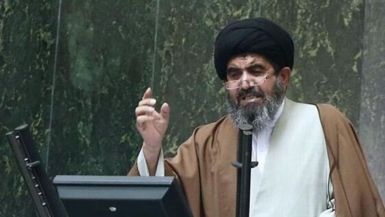 حمله تند نماینده مجلس به روحانی: نفوذی هستید! حمله تند نماینده مجلس به روحانی: نفوذی هستید!