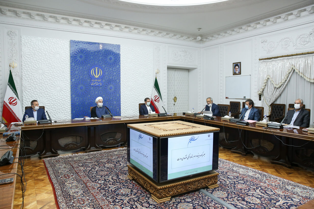 روحانی: با سرافرازی از این شرایط سخت عبور خواهیم کرد