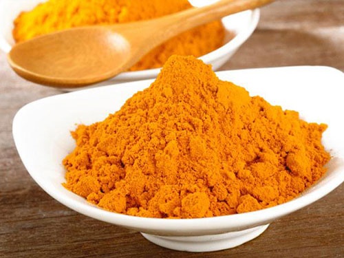 مضرات و فواید درمانی زردچوبه مضرات و فواید درمانی زردچوبه