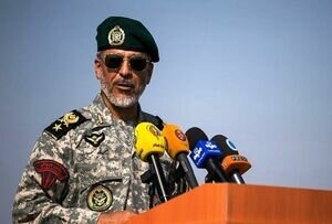 امیر دریادار سیاری در پی صدور فرمان فرماندهی معظم کل قوا:ارتش با تمام توان در خدمت مردم است امیر دریادار سیاری در پی صدور فرمان فرماندهی معظم کل قوا:ارتش با تمام توان در خدمت مردم است